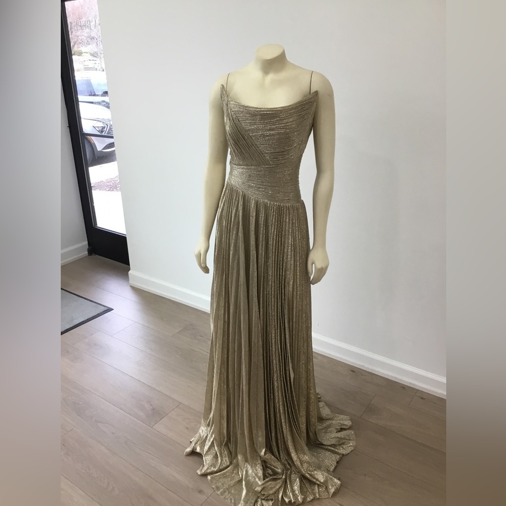 Elegant Gold Evening Gown